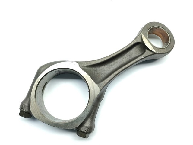 Korbowód tłoka silnika 504386684 FIAT