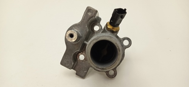 Obudowa termostatu 504387382 IVECO