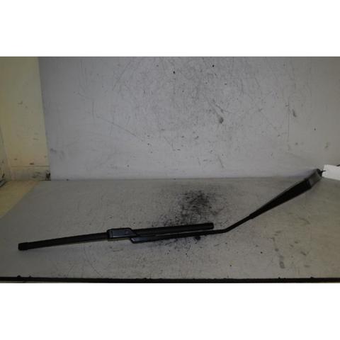 Ramię wycieraczki szyby przedniej 50509404 FIAT