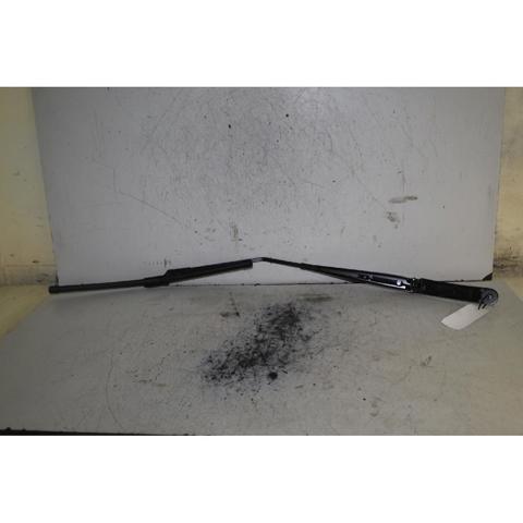 Ramię wycieraczki szyby przedniej 50509404 FIAT