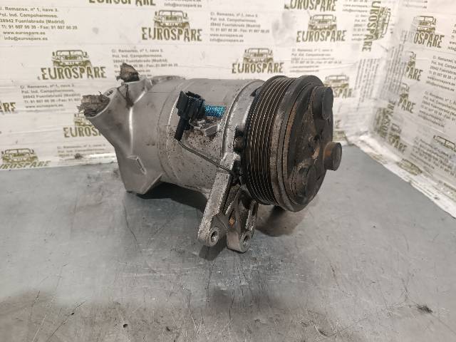 Sprężarka klimatyzacji 5060120522 NISSAN