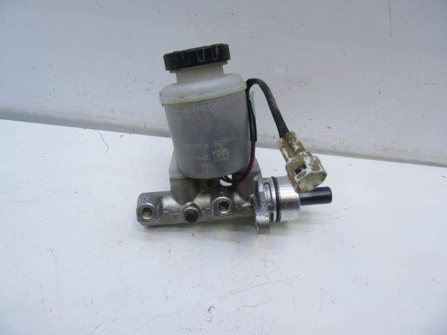Kupić Główny cylinder hamulców Suzuki Baleno  EG w dobrej cenie