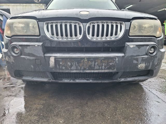  BMW X3  (E83)