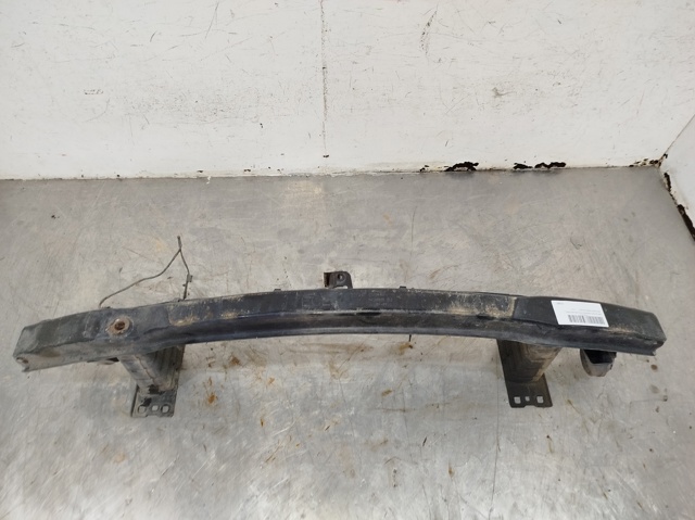Wzmocnienie zderzaka przedniego 51117146645 BMW