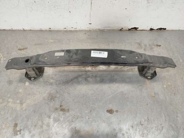 Wzmocnienie zderzaka przedniego 51117255393 BMW