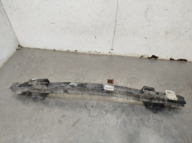Wzmocnienie zderzaka tylnego 51127164189 BMW
