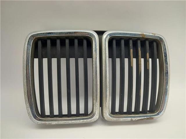 Atrapa chłodnicy BMW 3 E30