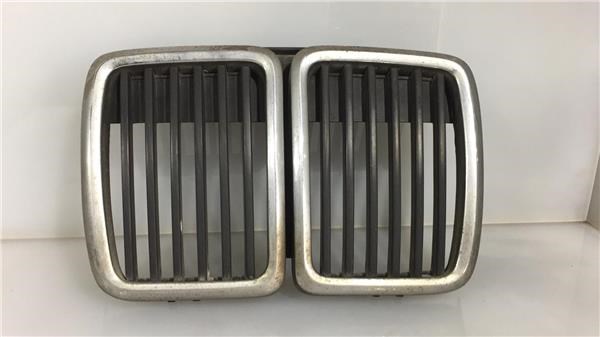 Atrapa chłodnicy BMW 3 E30