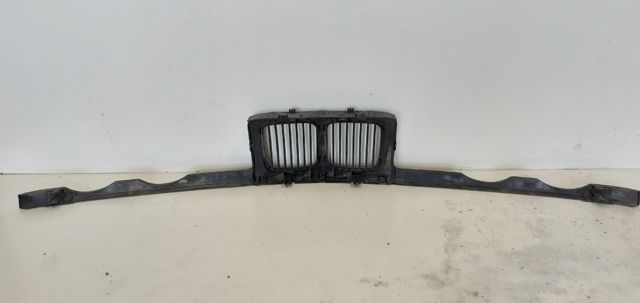 Atrapa chłodnicy BMW 5 E34