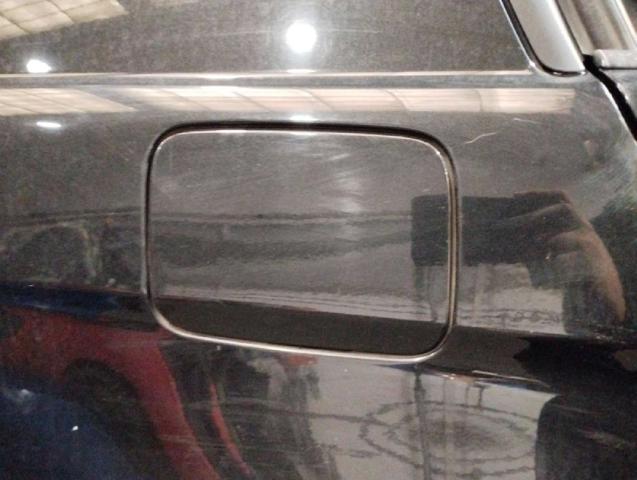 Klapka wlewu paliwa 51177060692 BMW