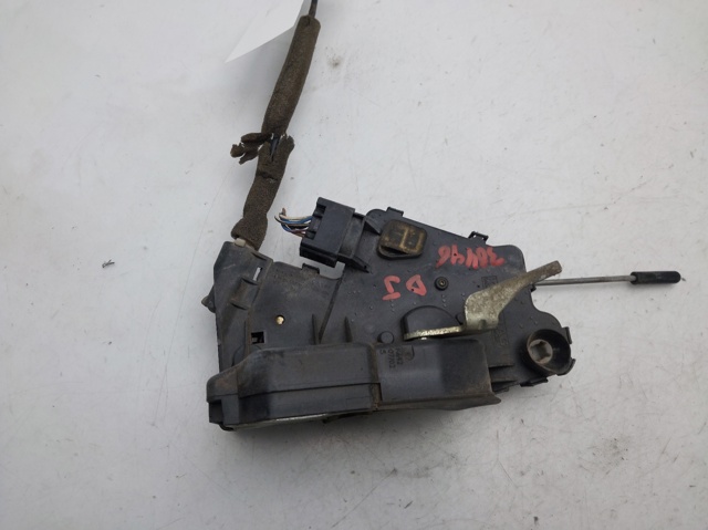 Zamek drzwi przednich lewych 51217011241 BMW