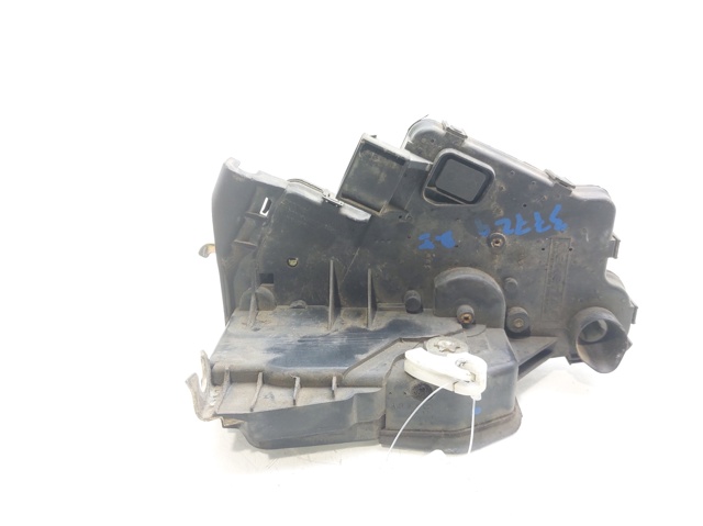 Zamek drzwi przednich lewych 51217011241 BMW
