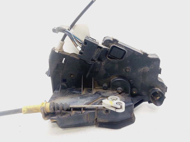 Zamek drzwi przednich lewych 51217011241 BMW