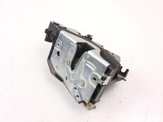 Zamek drzwi przednich lewych 51217011241 BMW