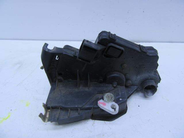 Zamek drzwi przednich lewych 51217011241 BMW