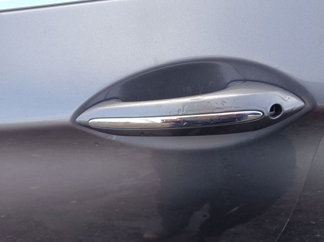 Klamka drzwi przednich zewnętrzna lewa 51217249975 BMW