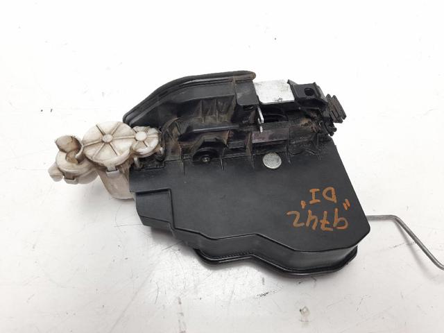 Zamek drzwi przednich lewych 51217318411 BMW