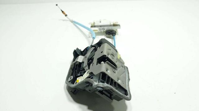 51217477699 BMW