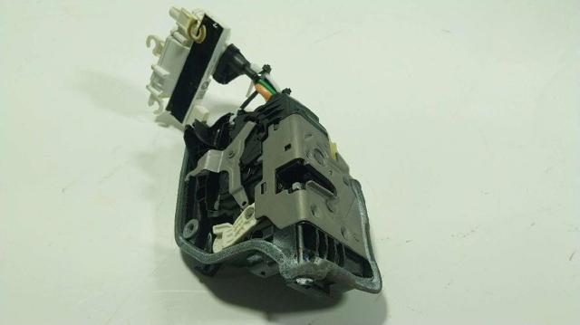 51217477699 BMW