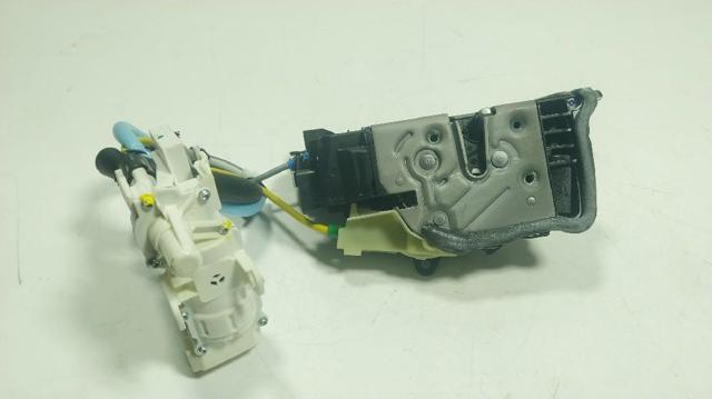 51217477702 BMW
