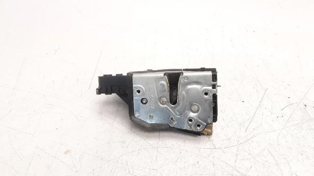 Zamek drzwi tylnych lewych 51227011245 BMW