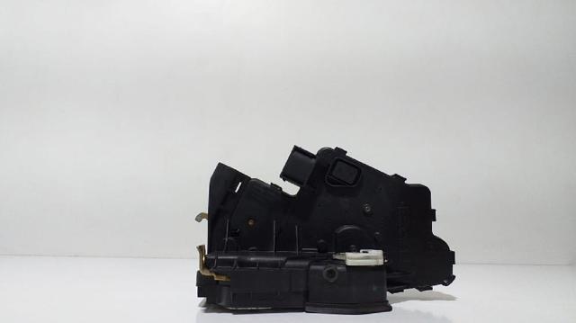 Zamek drzwi tylnych lewych 51227011245 BMW
