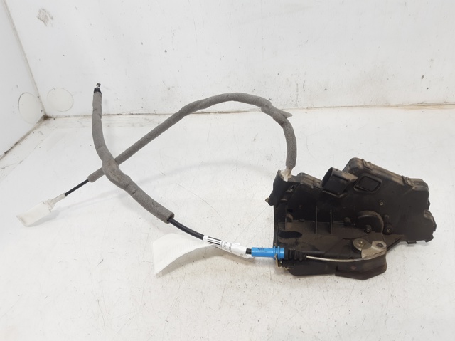Zamek drzwi tylnych lewych 51227011245 BMW