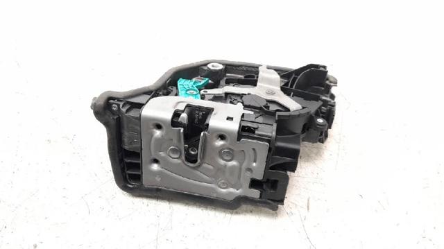 Zamek drzwi tylnych lewych 51227281939 BMW