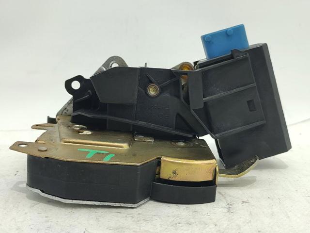 Zamek drzwi tylnych lewych BMW 3 E36