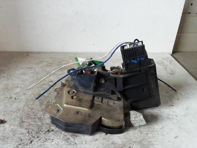 Zamek drzwi tylnych lewych BMW 3 E36