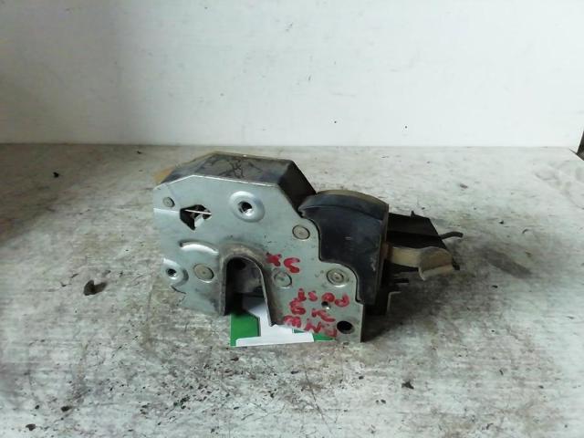 Zamek drzwi tylnych lewych BMW 3 E36