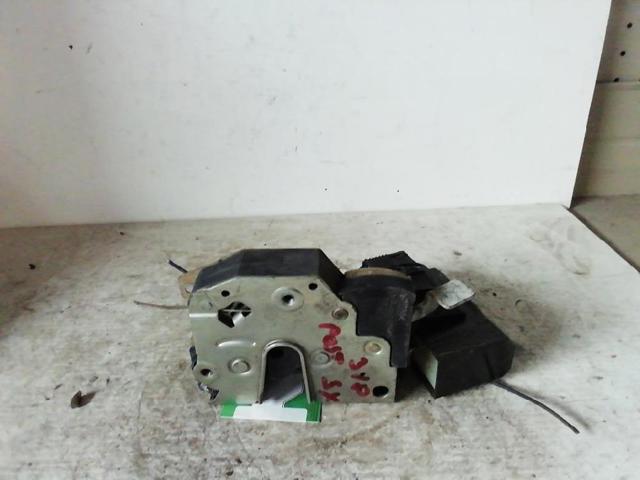 Zamek drzwi tylnych lewych BMW 3 E36