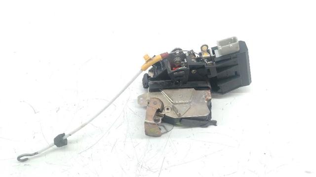 Zamek drzwi tylnych lewych 51228125671 BMW