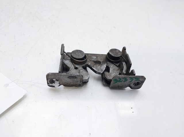 Zamek maski 51237115228 BMW