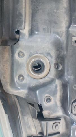 Zamek maski 51238203859 BMW