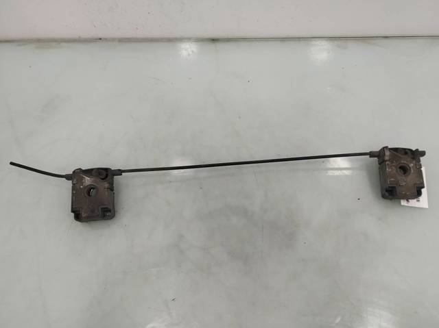 Zamek maski 51238203859 BMW