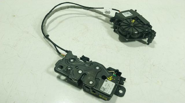 Zamek klapy bagażnika (3/5 drzwi tylnych) 51247357112 BMW