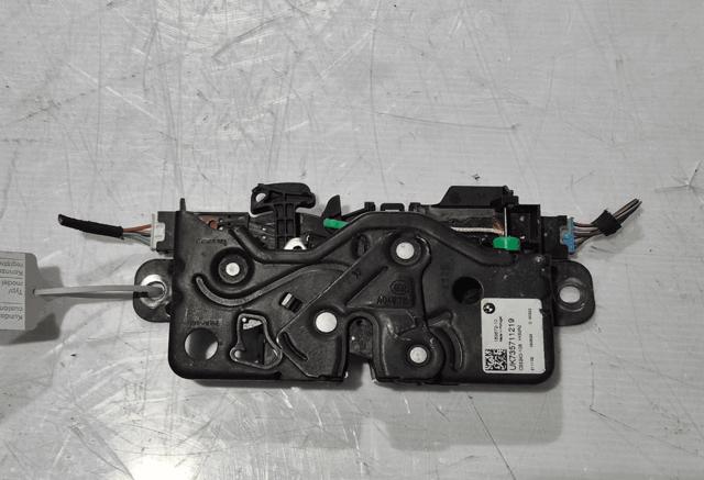 Zamek klapy bagażnika (3/5 drzwi tylnych) 51247357112 BMW