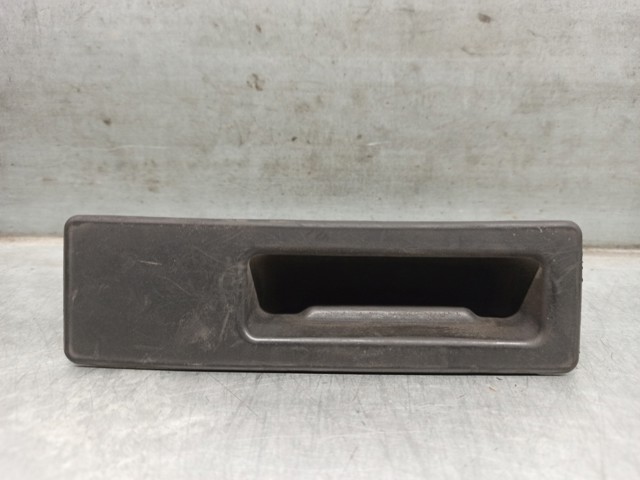 51247368752 BMW