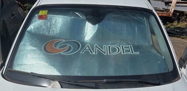 Kupić Szyba przednia BMW 1  E81 w dobrej cenie