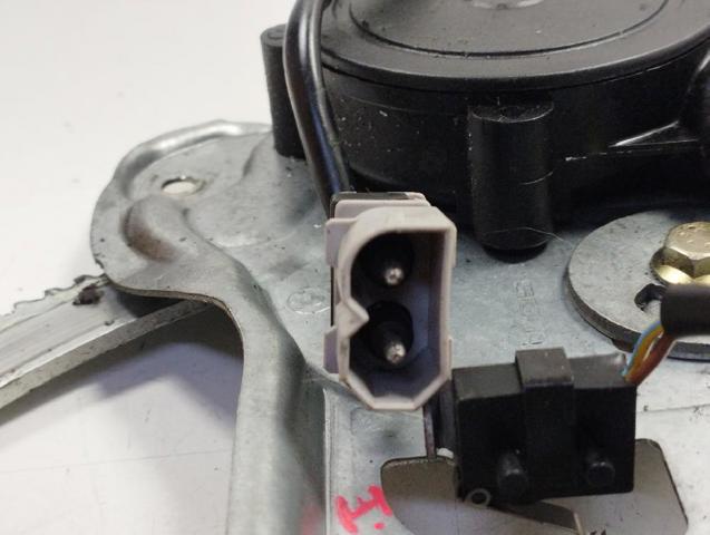 Mechanizm podnoszenia szyby drzwi przednich lewych BMW 5 E34