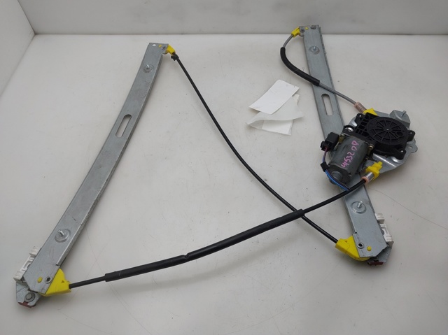 Mechanizm podnoszenia szyby drzwi przednich prawych 51337020660 BMW