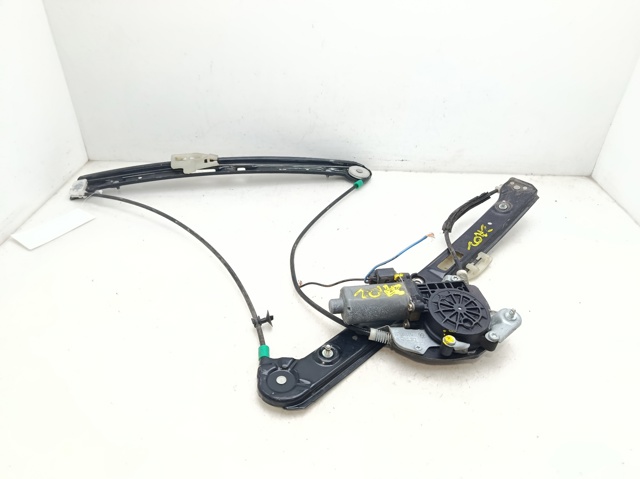 Mechanizm podnoszenia szyby drzwi przednich prawych 51337020660 BMW