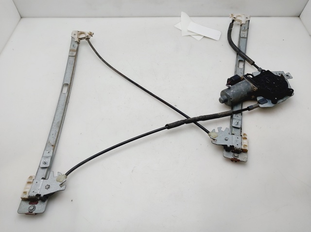 Mechanizm podnoszenia szyby drzwi przednich prawych 51337020660 BMW