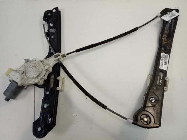 Mechanizm podnoszenia szyby drzwi przednich prawych 51337138466 BMW