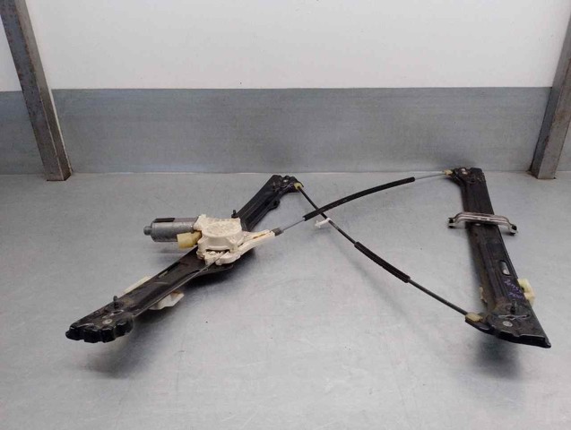 Mechanizm podnoszenia szyby drzwi przednich prawych 51337166380 BMW