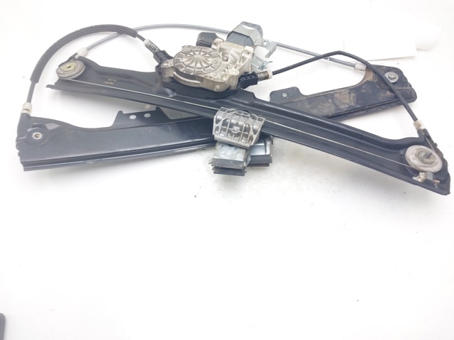 Mechanizm podnoszenia szyby drzwi przednich lewych 51337184383 BMW