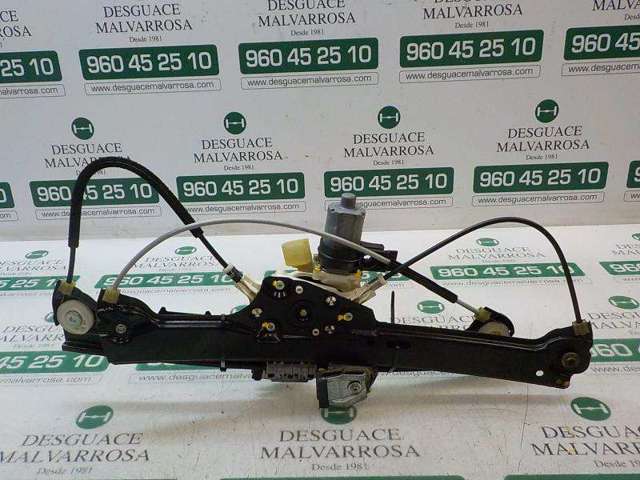 Mechanizm podnoszenia szyby drzwi przednich prawych 51337184384 BMW