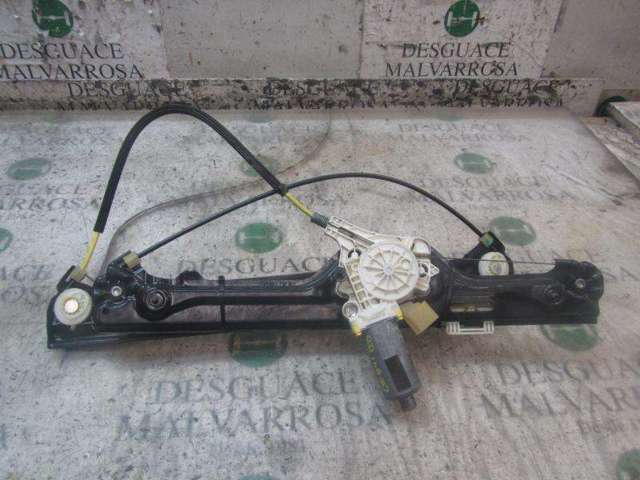 Mechanizm podnoszenia szyby drzwi przednich prawych 51337197302 BMW