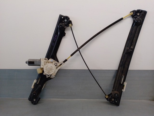 Mechanizm podnoszenia szyby drzwi przednich prawych 51337197302 BMW